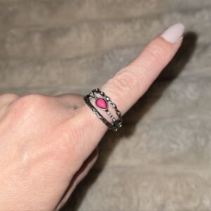 Elegant Pink Stretchy Teardrop Ring